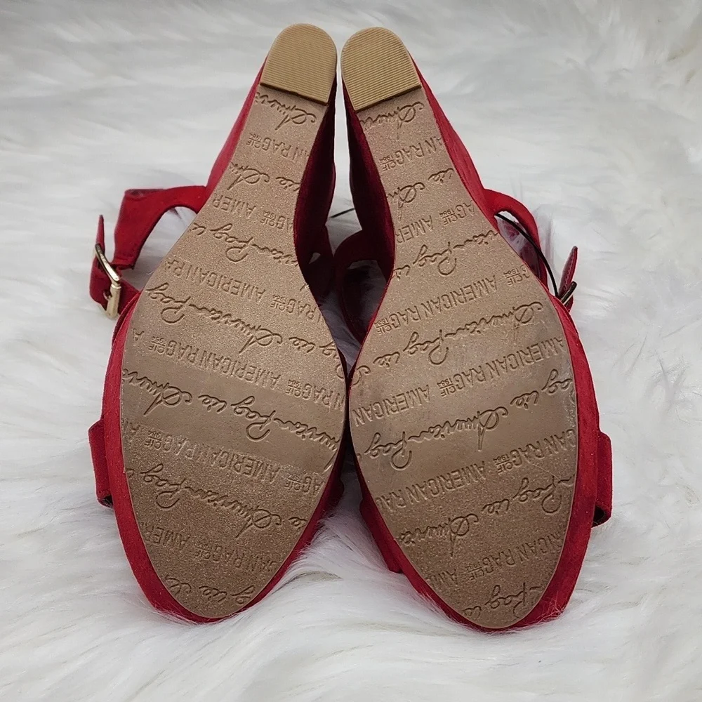 American Rag Rochelle Red Sandal Wedges - New In Box